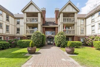 #105 -843 22nd Street